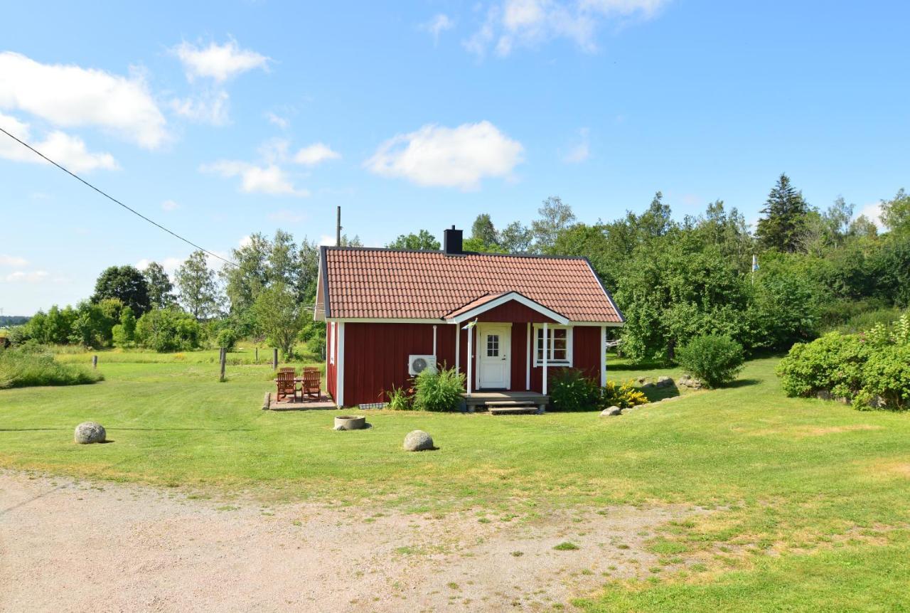 Hustugu Gard Villa Orsundsbro Exterior foto